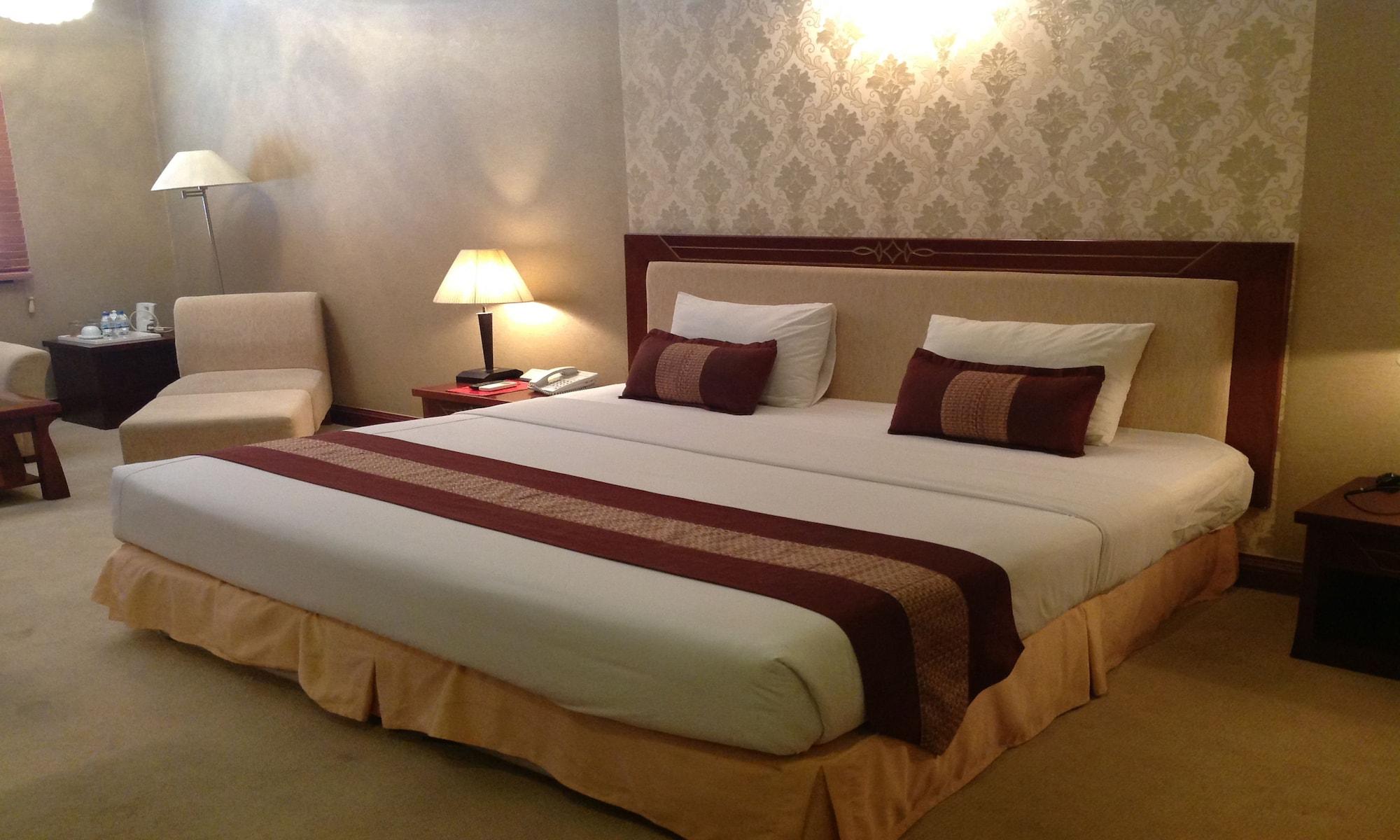 Dong Khanh Hotel Hô Chi Minh-Ville Extérieur photo