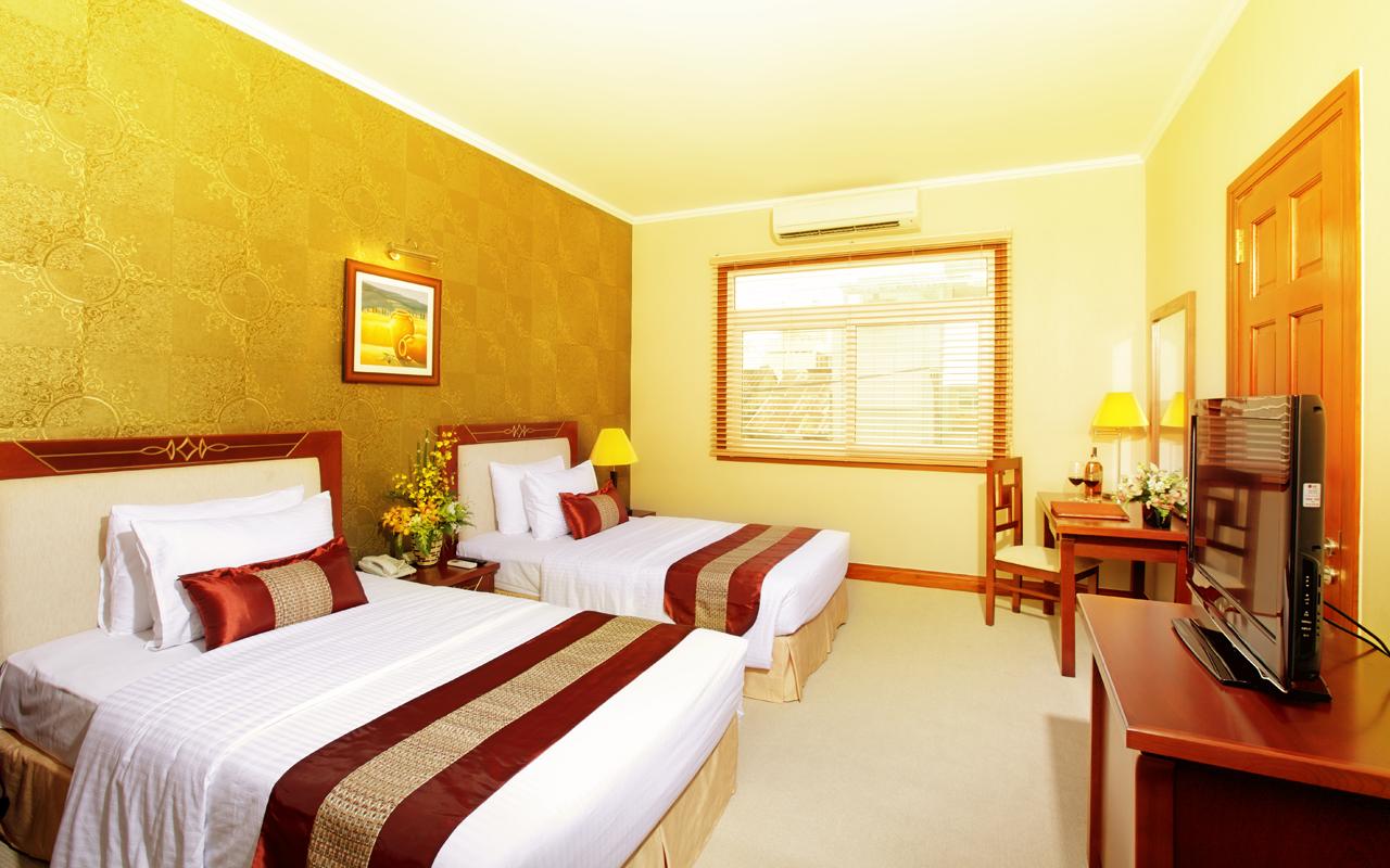 Dong Khanh Hotel Hô Chi Minh-Ville Extérieur photo