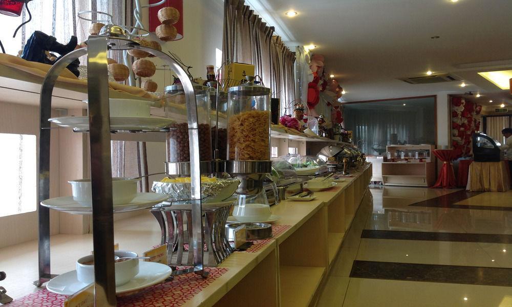 Dong Khanh Hotel Hô Chi Minh-Ville Extérieur photo
